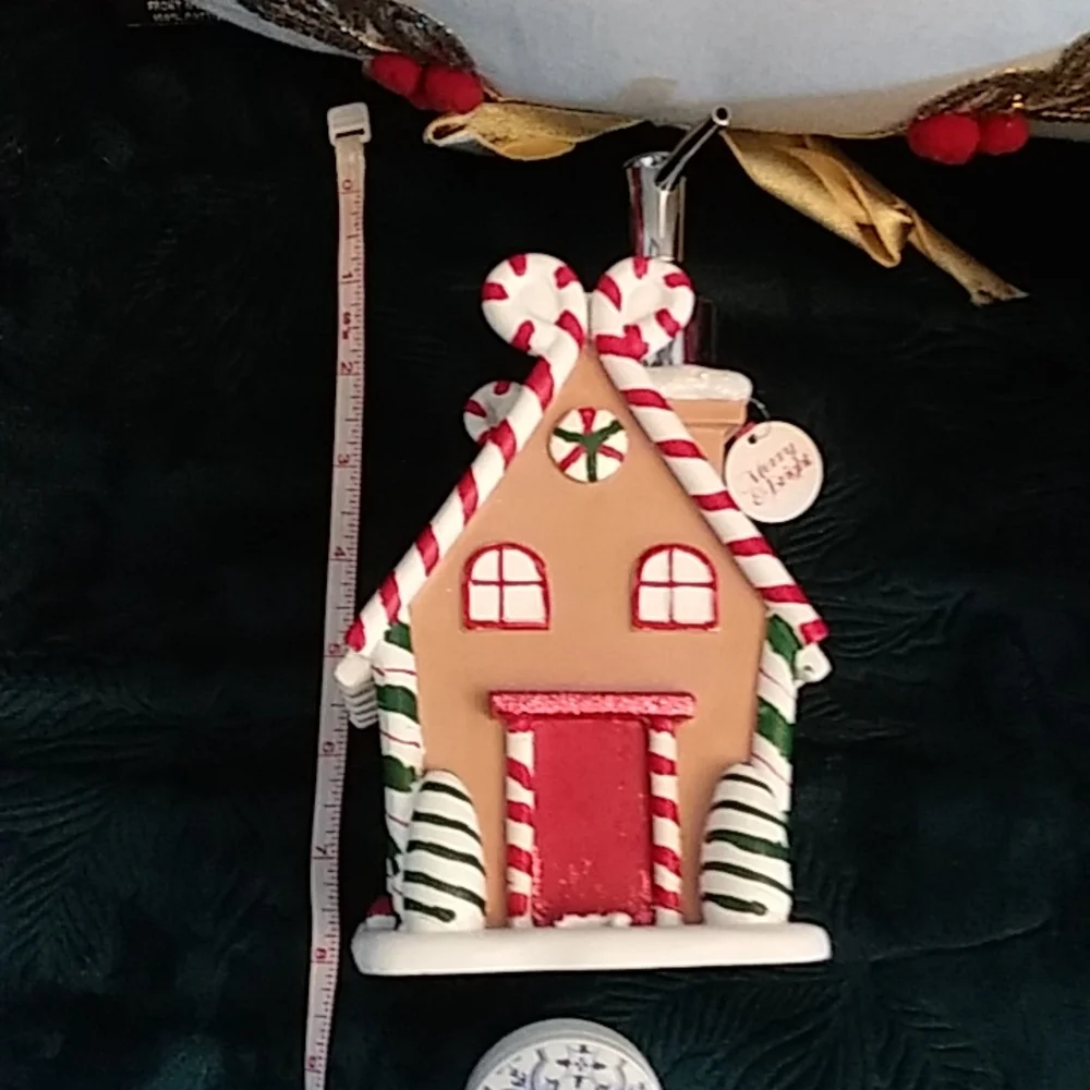 New! GingerBread Home Christmas Decor Hand Soap or lotion Dispenser